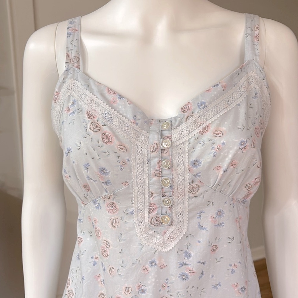 Vintage 70’s ULTRA RARE Laura Ashley U.A.E. Floral Lace Nightgown Slip Dress